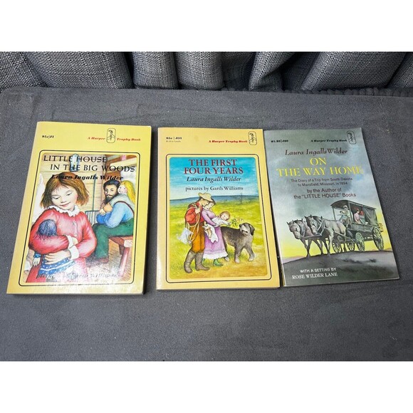 LITTLE HOUSE ON THE PRAIRIE Yellow Laura Ingalls Wilder 1971 Lot of 9 Books PB - Picture 16 of 16